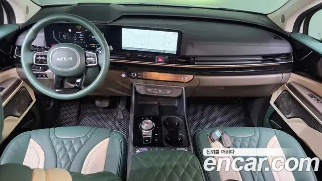 Kia Carnival 2024 — Şəkil 16/36