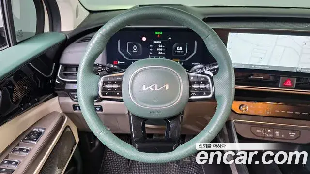 Kia Carnival 2024 — Şəkil 30/36