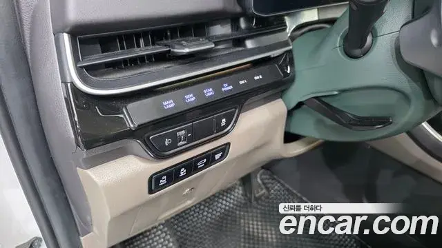 Kia Carnival 2024 — Şəkil 29/36