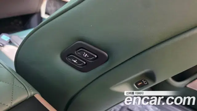 Kia Carnival 2024 — Şəkil 19/36