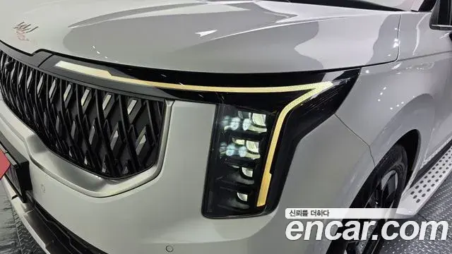 Kia Carnival 2024 — Şəkil 15/36