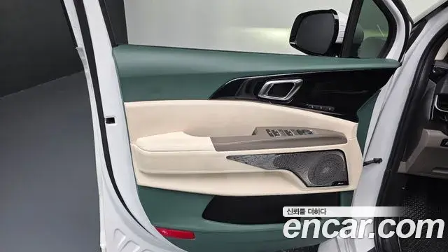 Kia Carnival 2024 — Şəkil 24/36