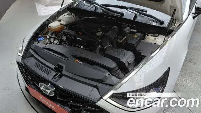 Hyundai Sonata Hybrid 2022 — ფოტო 2/28