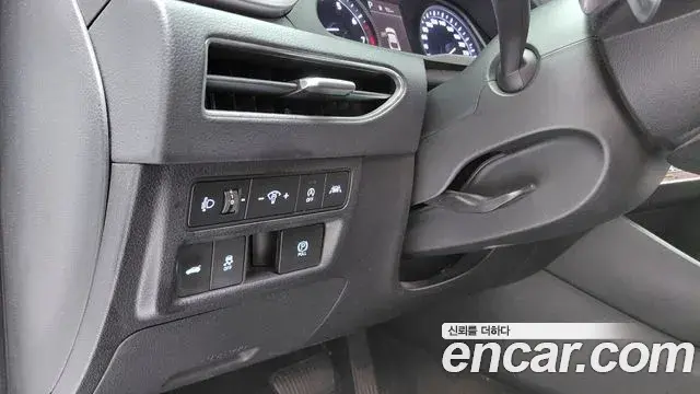 Hyundai Sonata Hybrid 2022 — ფოტო 19/28