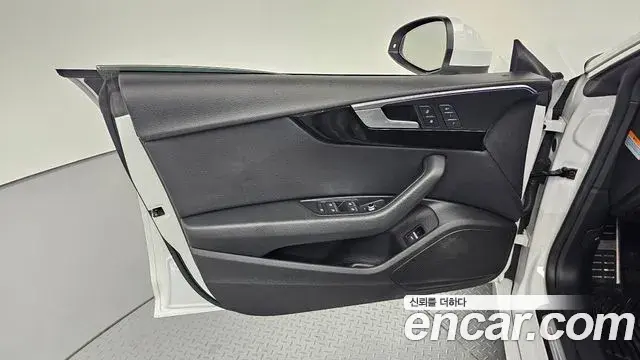 Audi A5 2019 — Photo 14/32