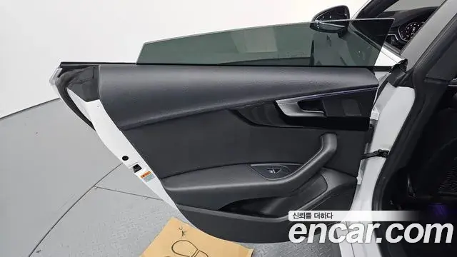 Audi A5 2019 — Photo 8/32