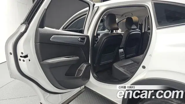 Renault Samsung XM3 2022 — ფოტო 8/32