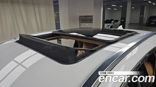 Genesis GV80 2023 — ფოტო 30/35