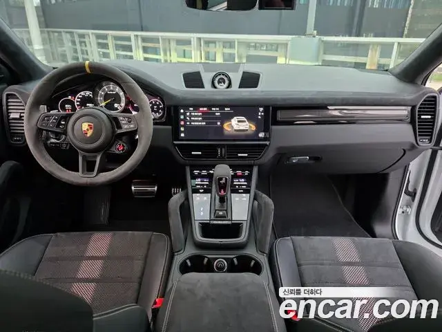 Porsche Cayenne 2022 — Photo 5/20