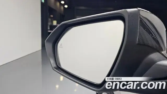 Hyundai The New Avante Hybrid 2022 — ფოტო 13/34