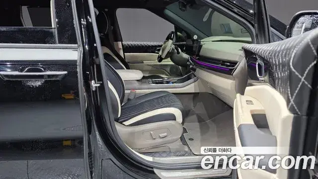 Kia Carnival 2024 — Photo 24/37