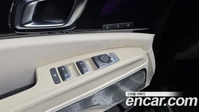Kia Carnival 2024 — Photo 31/37
