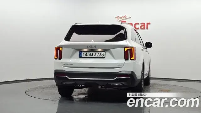 Kia Sorento 2024 — Фото 4/20