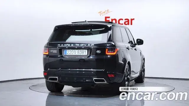 Land Rover Range Rover Sport 2019 — Photo 27/39