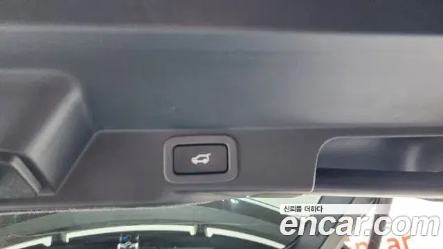 Land Rover Range Rover Sport 2019 — Photo 22/39
