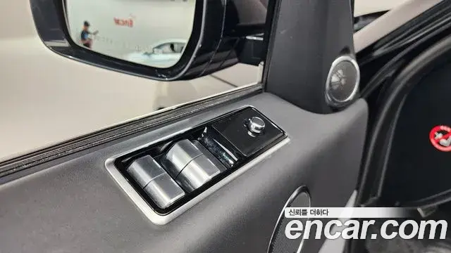Land Rover Range Rover Sport 2019 — Photo 31/39