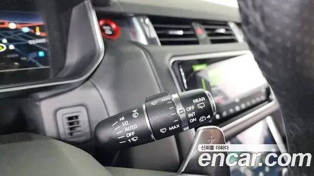 Land Rover Range Rover Sport 2019 — Photo 10/39