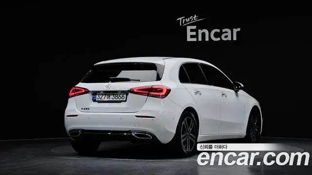 Mercedes-Benz A-Class 2021 — Фото 2/20