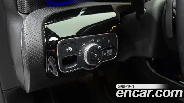 Mercedes-Benz A-Class 2021 — Photo 14/30