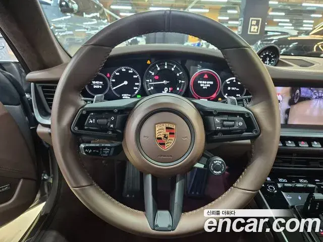 Porsche 911 2024 — Şəkil 2/20