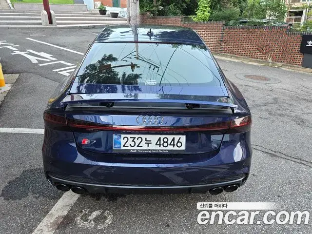 Audi S7 2021 — Photo 10/11