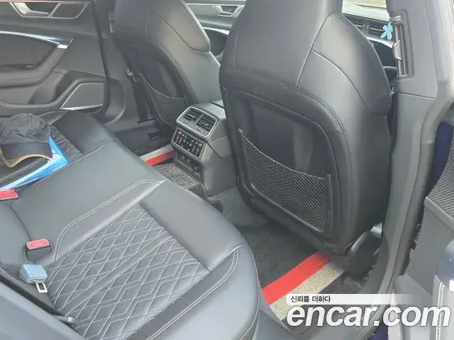 Audi S7 2021 — Photo 4/11