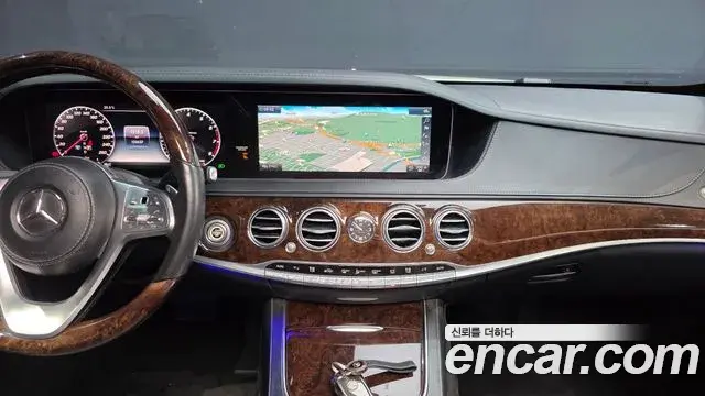 Mercedes-Benz S-Class 2019 — Фото 17/20