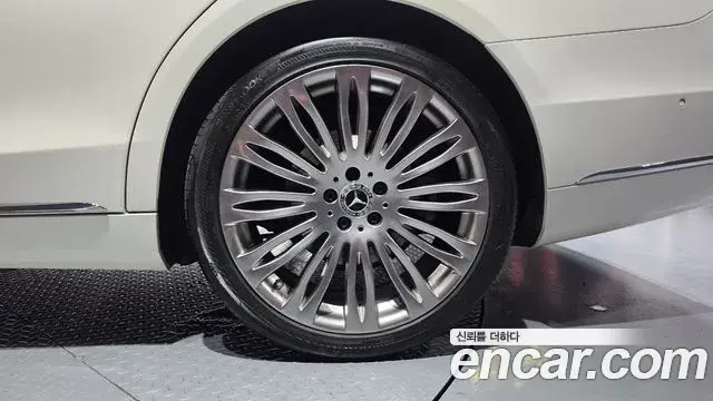 Mercedes-Benz S-Class 2019 — Şəkil 6/30