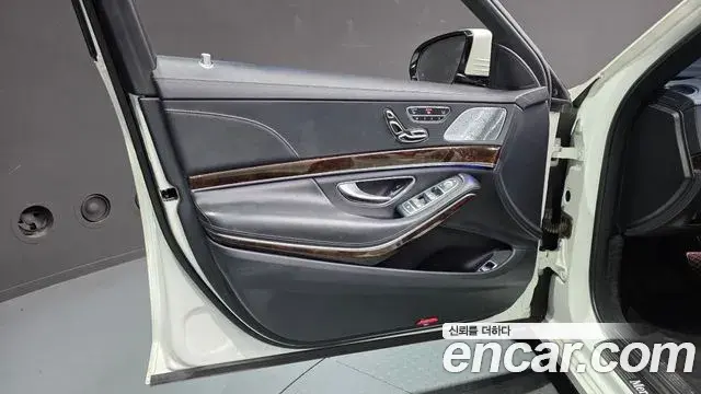 Mercedes-Benz S-Class 2019 — Şəkil 12/30