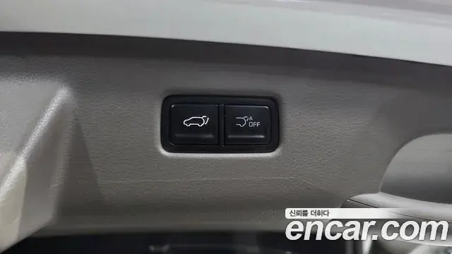 Kia Carnival 2025 — Фото 19/20