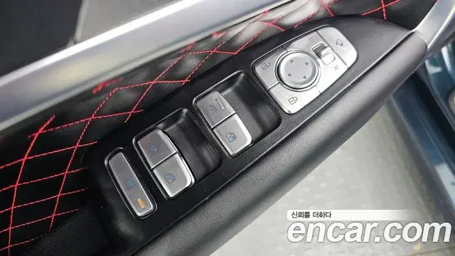 Genesis G70 2022 — Şəkil 25/31