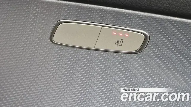 Mercedes-Benz E-Class 2019 — Фото 19/20