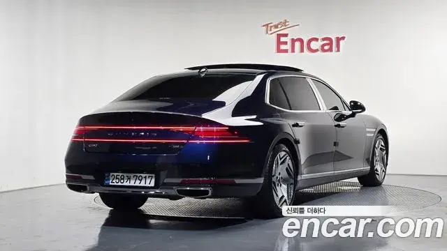 Genesis G90 2024 — Photo 14/20