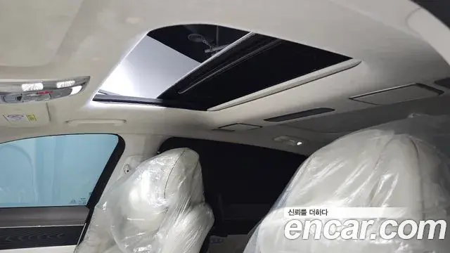 Genesis G90 2024 — Photo 15/20