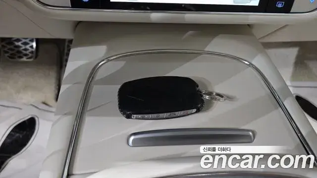 Genesis G90 2024 — Photo 3/20
