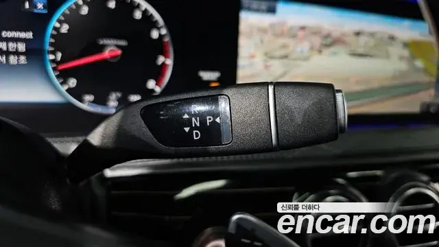 Mercedes-Benz S-Class 2020 — Photo 4/36