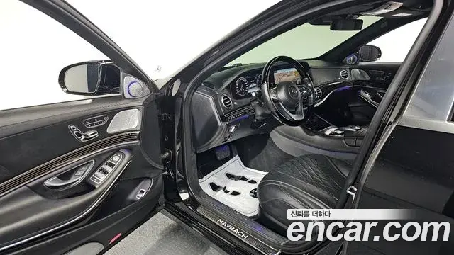 Mercedes-Benz S-Class 2020 — Photo 6/36