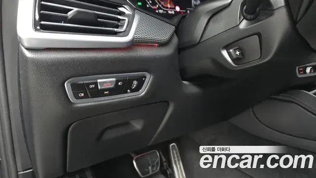 BMW X6 2022 — ფოტო 16/31
