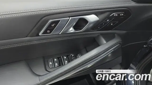 BMW X6 2022 — ფოტო 30/31
