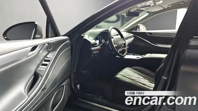Genesis G80 2022 — Photo 11/30
