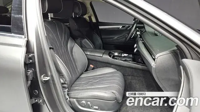 Genesis G80 2022 — Photo 7/30