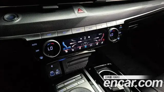 Genesis G80 2022 — Photo 30/30