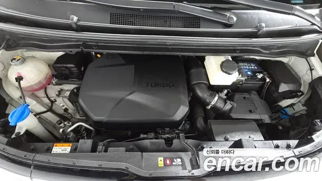 Hyundai Staria 2022 — Photo 6/20