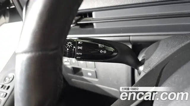 Hyundai Staria 2022 — Photo 18/20
