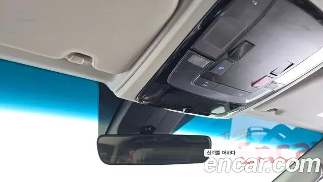 Hyundai Staria 2022 — Photo 20/20