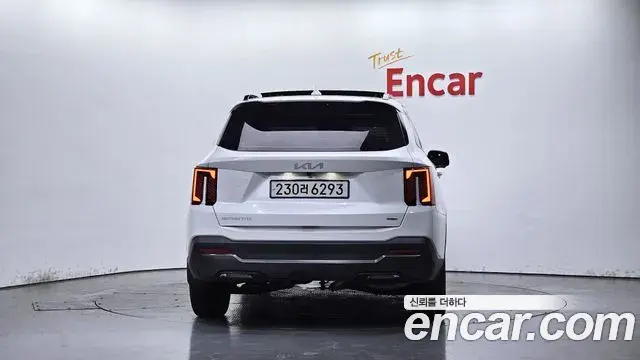 Kia Sorento 2024 — ფოტო 30/32
