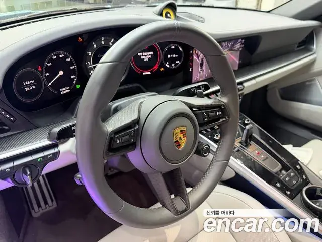 Porsche 911 2022 — Şəkil 18/20