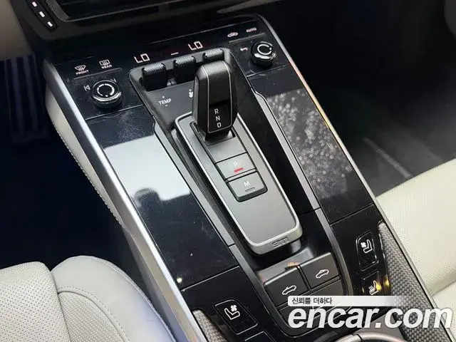 Porsche 911 2022 — Şəkil 20/20