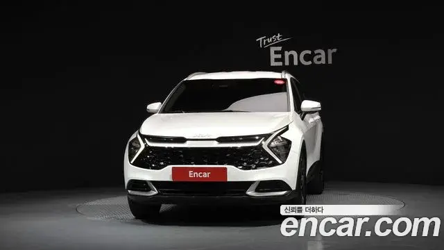 Kia Sportage 2022 — Фото 3/20