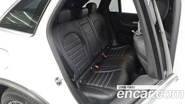 Mercedes-Benz GLC-Class 2022 — Фото 11/20